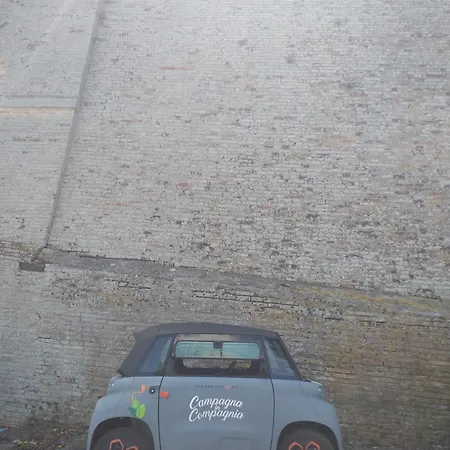 Campagna In Compagnia مزرعة للإقامة *